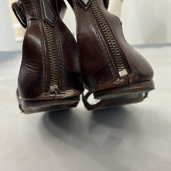 Miu Miu Flat Caged Studded Leather Gladiator Sandals - Picture 6 of 10